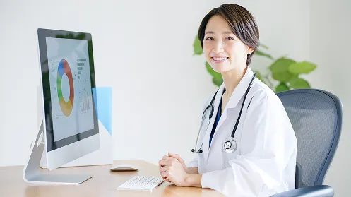 外科手術・再生医療の全例で形成外科専門医、皮膚科専門医がカウンセリングから執刀までを一貫して対応いたします